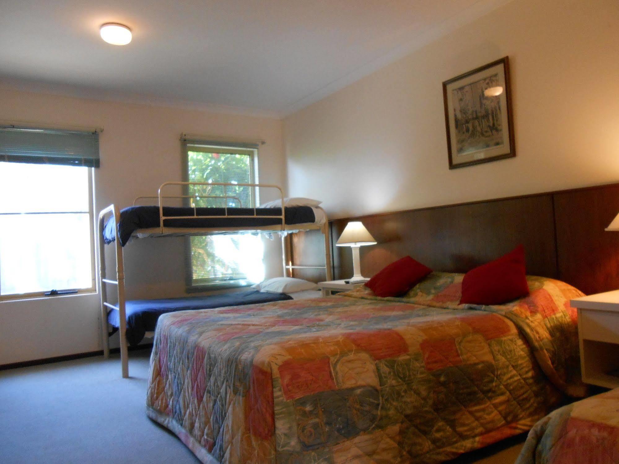 Augusta'S Georgiana Molloy Motel Extérieur photo