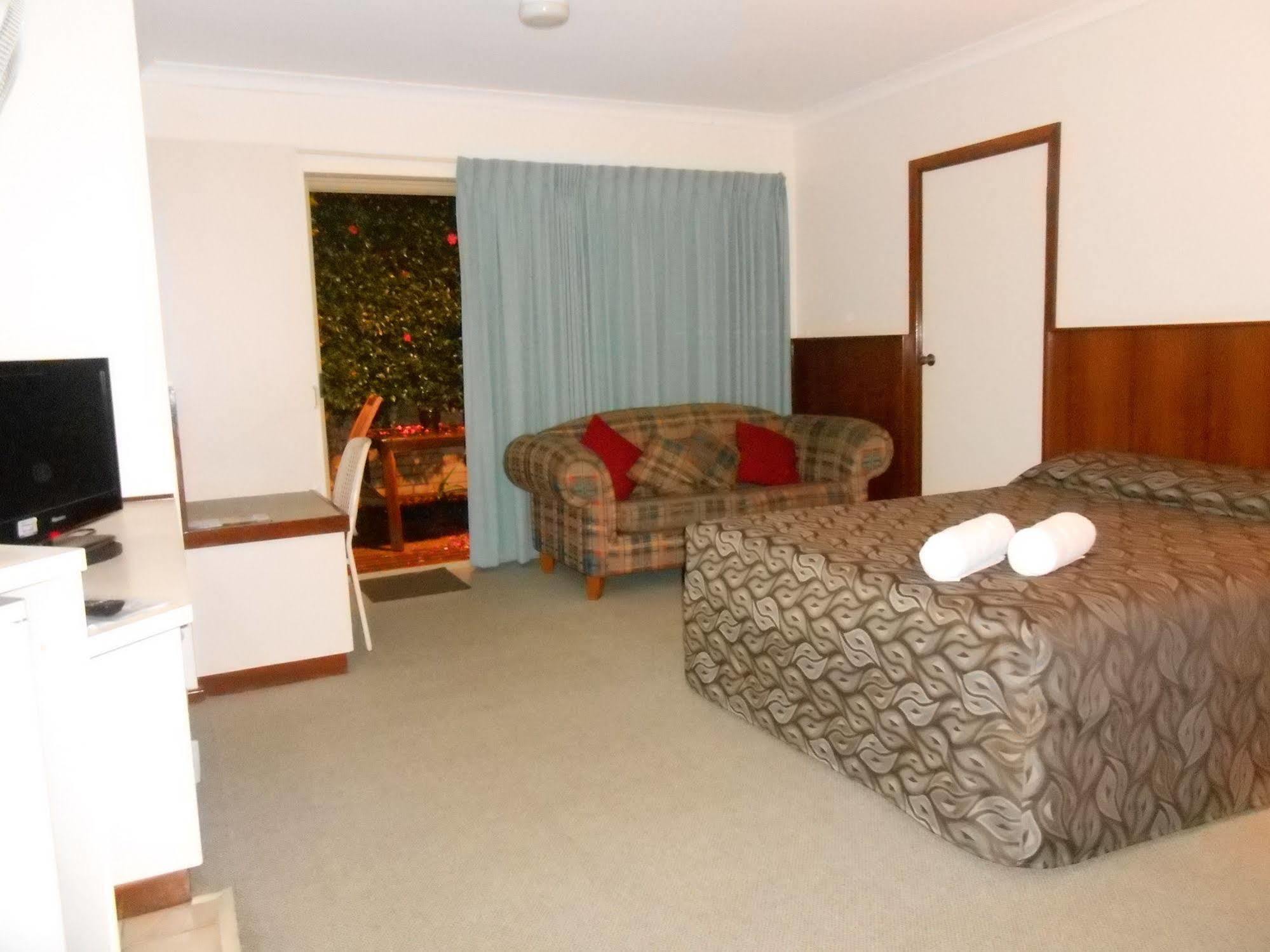 Augusta'S Georgiana Molloy Motel Extérieur photo