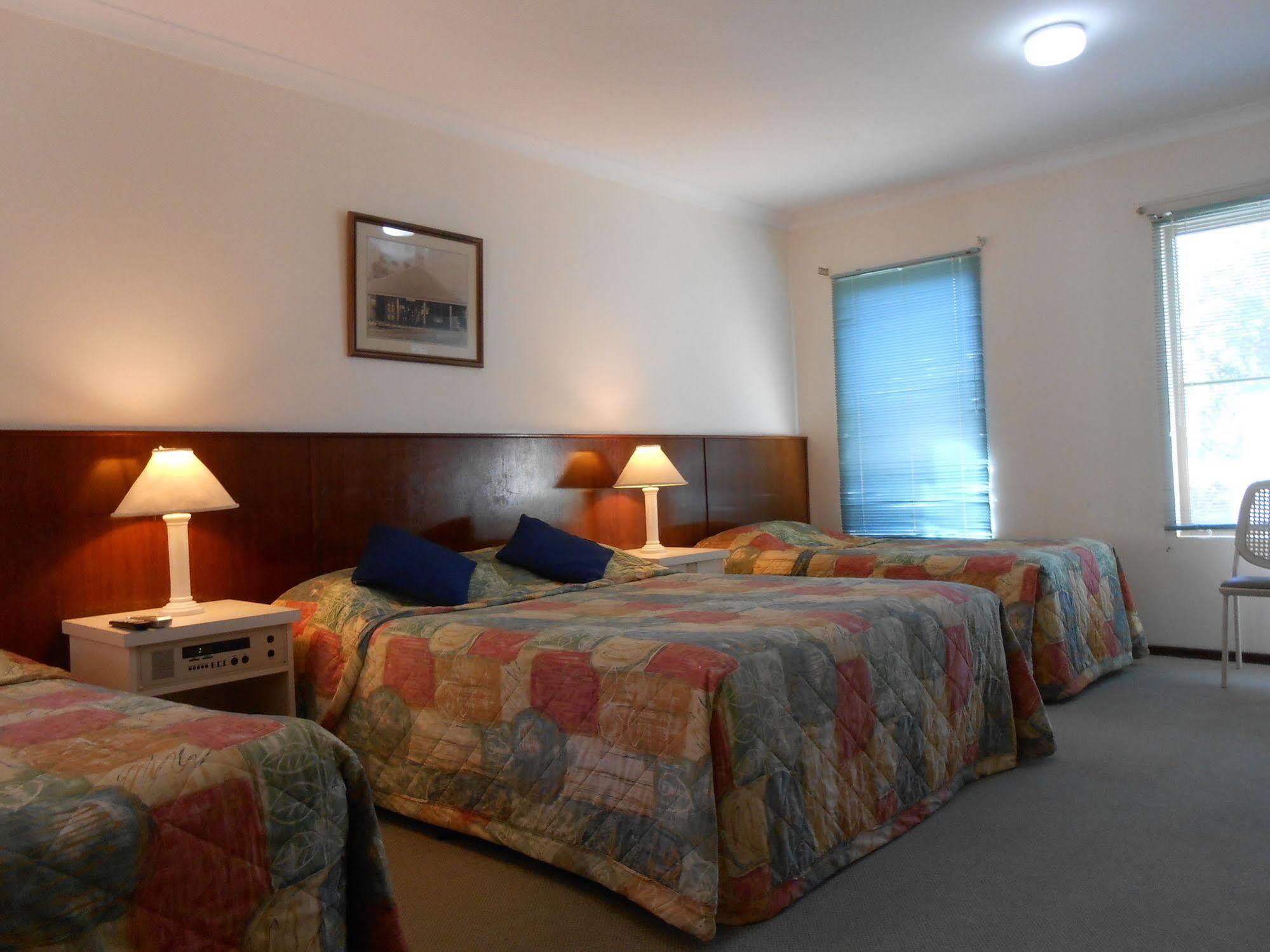 Augusta'S Georgiana Molloy Motel Extérieur photo